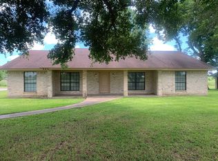 333 W Northline St, La Grange, TX 78945