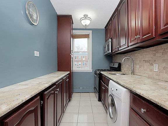 3rd image of 2023 E 58th St #146A