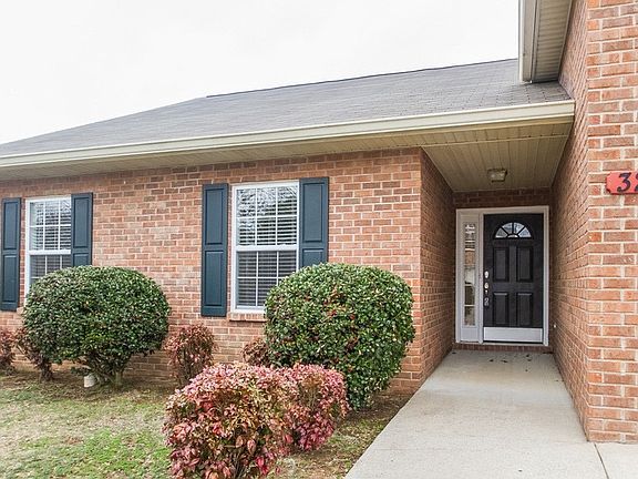 4th image of 326 Roslyn Ct