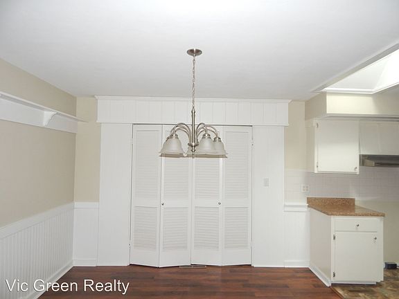 4th image of 7541 Mintwood St