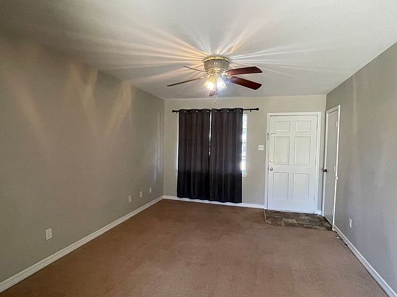 2nd image of 4827 Sheryl St