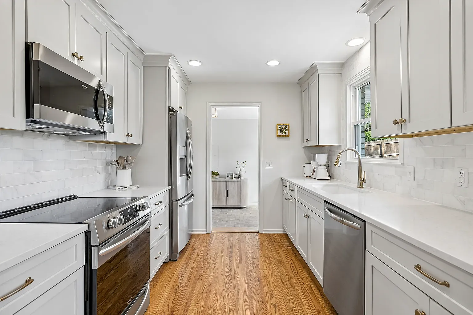 3 bed, 1924 sqft, $2,800 — Photo 3