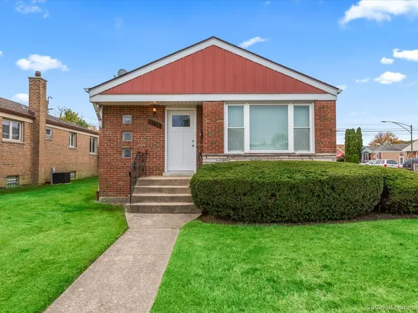8154 S Karlov Ave, Chicago, IL 60652