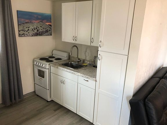 5th image of 4908 1/2 La Cienega Ln NW