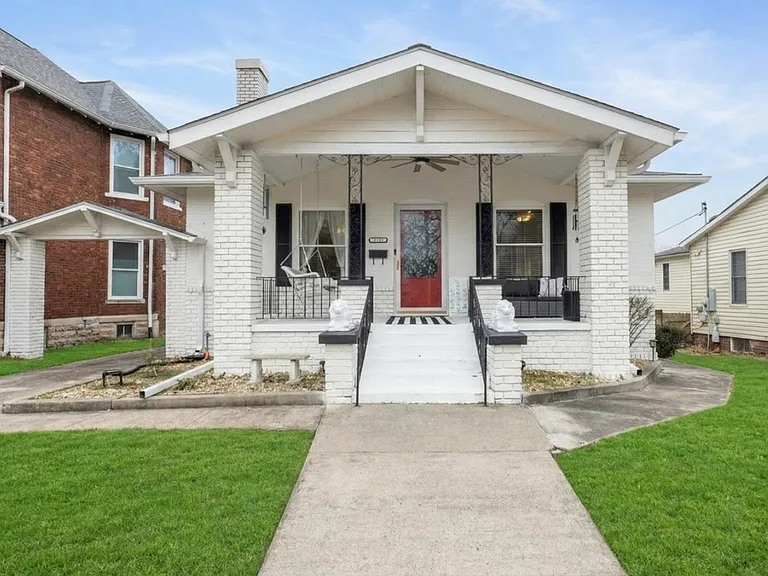 1128 Jefferson St — Photo 1