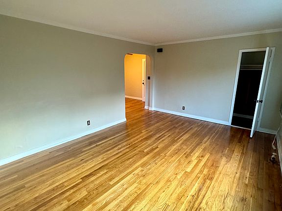 2nd image of 20-19 21st St #2