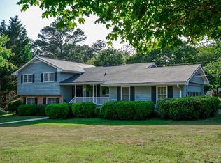 5046 Chestnut Forest Ln, Dunwoody, GA 30360