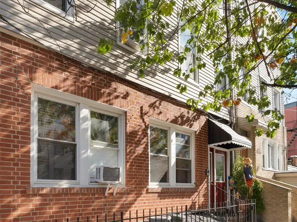 226 Brunswick Street image 2 of 20