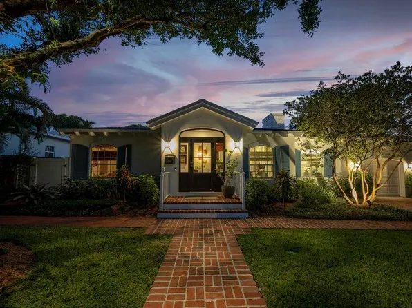 302 NW 16th St, Delray Beach, FL 33444