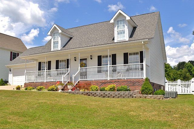 1st image of 443 Elbert Way