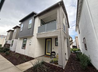 4224 Ocean Ln, Elk Grove, CA 95757