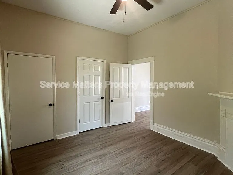 1319 W Jackson St — Photo 19