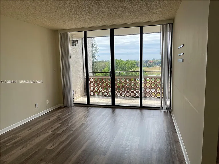 4222 Inverrary Blvd #4512 — Photo 1