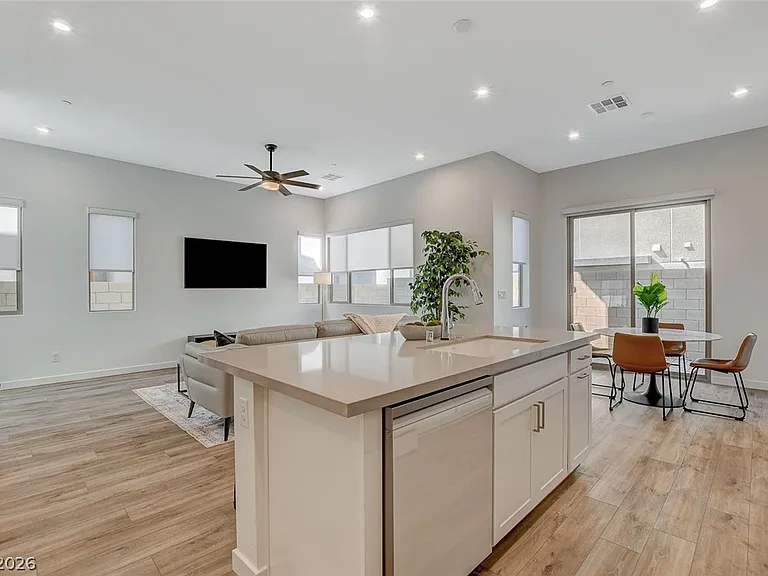 3354 Via Strada St — Photo 8