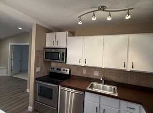 1181 Weston Ln N, Plymouth, MN 55447