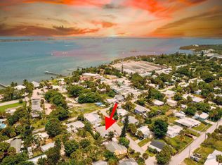2263 NE Marguerite St, Jensen Beach, FL 34957