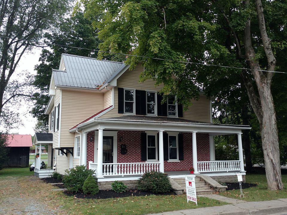 1st image of 116 E Penn St