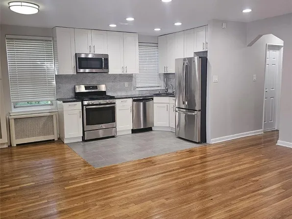 35-06 201 Street #231, Bayside, NY 11361