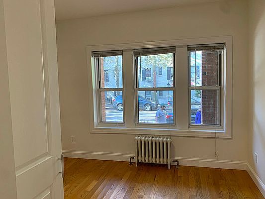 4th image of 21-47 35th St #1RR