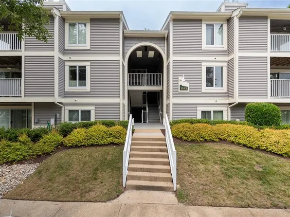 1013 Autumn Woods Ln APT 103, Virginia Beach, VA 23454