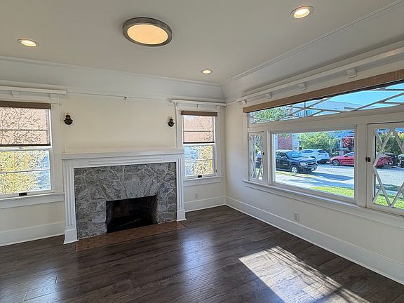 4th image of 510 Milford St
