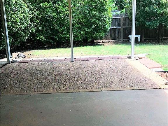 4th image of 1233 Frederick Dr