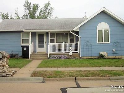 1318 Greeley Ave, Salina, KS, 67401
