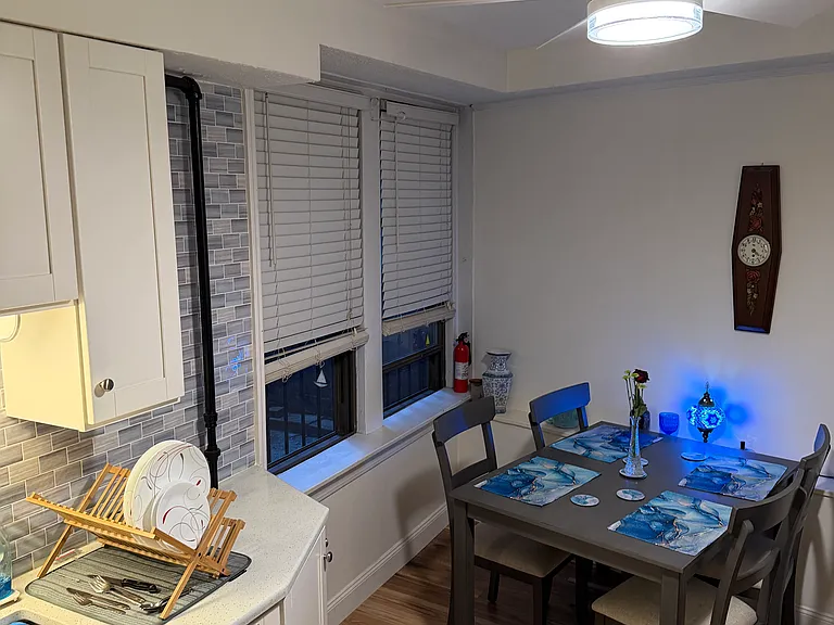 339 S Huntington Ave #A — Photo 17