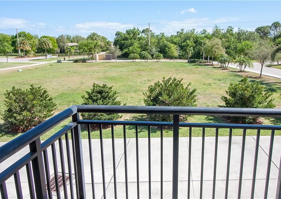 balcony with Eastern Exposure