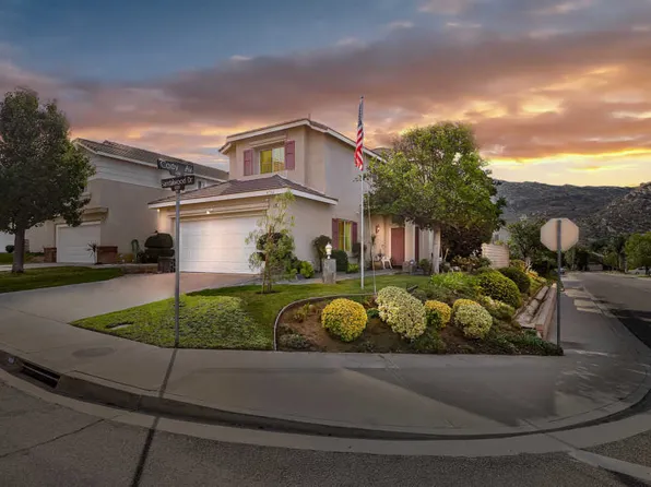 6702 Sandalwood Dr, Simi Valley, CA 93063