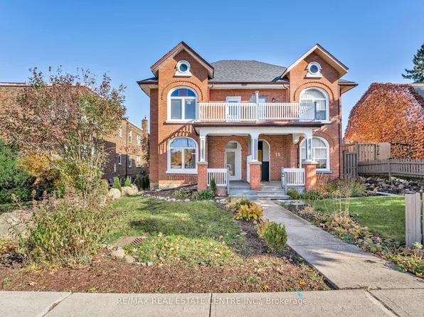 17 1st St, Orangeville, ON L9W 2C6