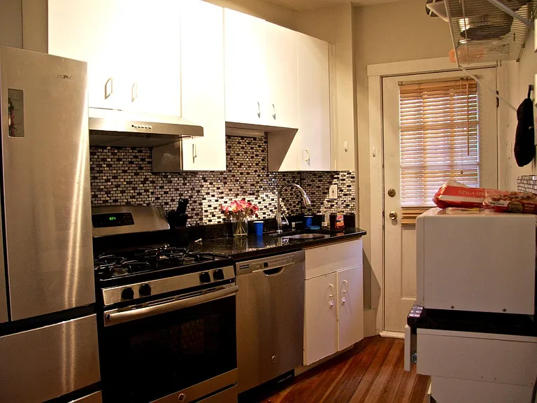 174 Winthrop Rd #5 — Photo 1