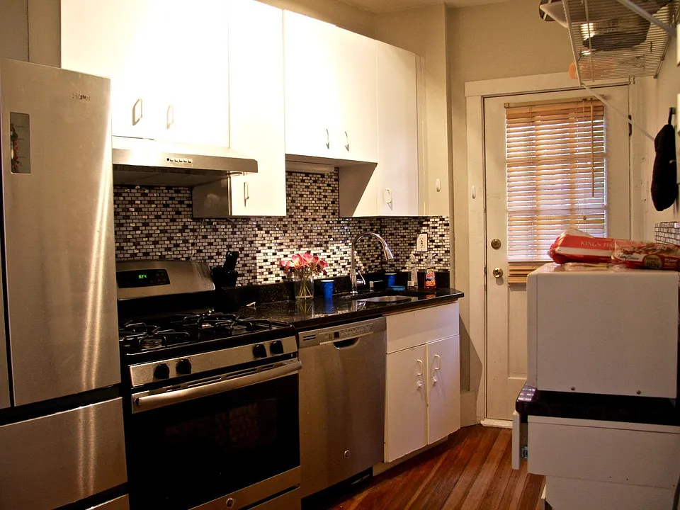 174 Winthrop Rd #5