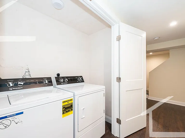 116 Jerome St #120 — Photo 32