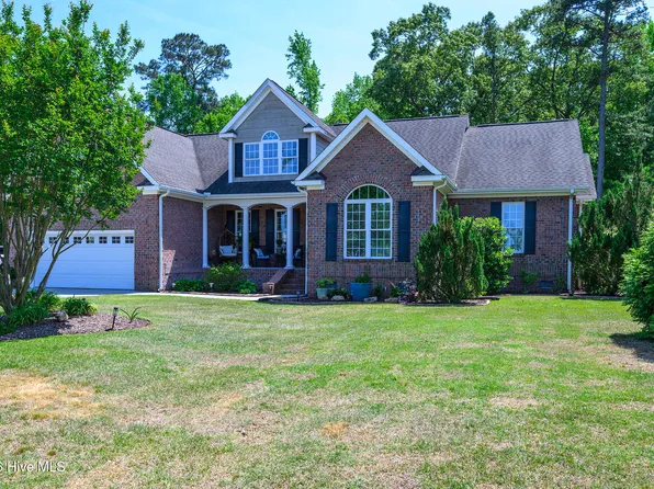 135 Staffordshire Drive, New Bern, NC 28562