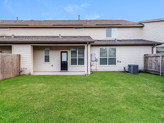 5th image of 9731 Cira Ct