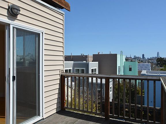 5th image of 2885 Bush St APT 6