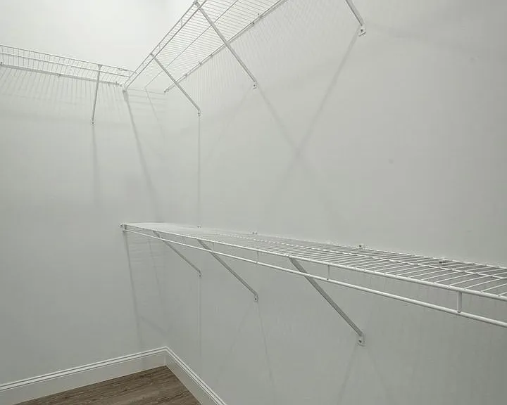 594 Strong Ave — Photo 32