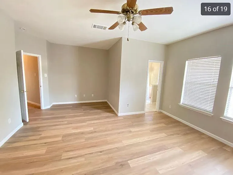1413 Haley Gray Dr — Photo 15