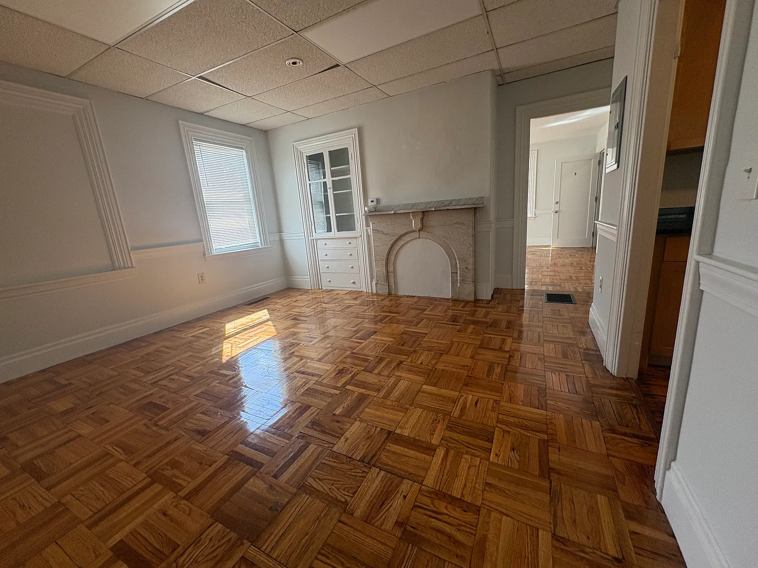 83 E Main St — Photo 4