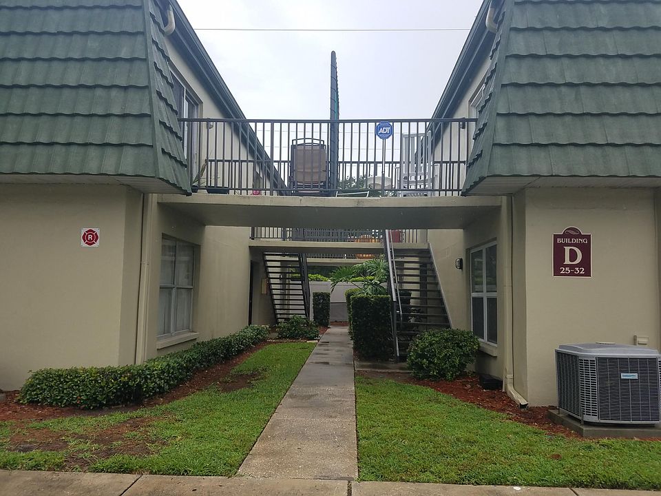 1st image of 1799 N Highland Ave #29