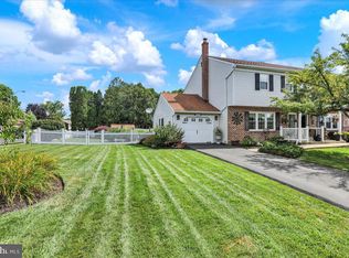419 Grant Ave, Leesport, PA