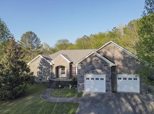 28 Weatherstone Dr, Jackson, TN 38305