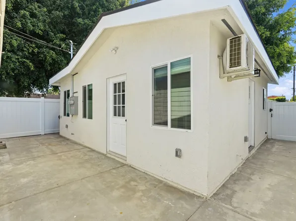 5502 Linden Ave #A, Long Beach, CA 90805
