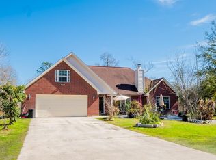 1173 County Road 2050, Hull, TX 77564