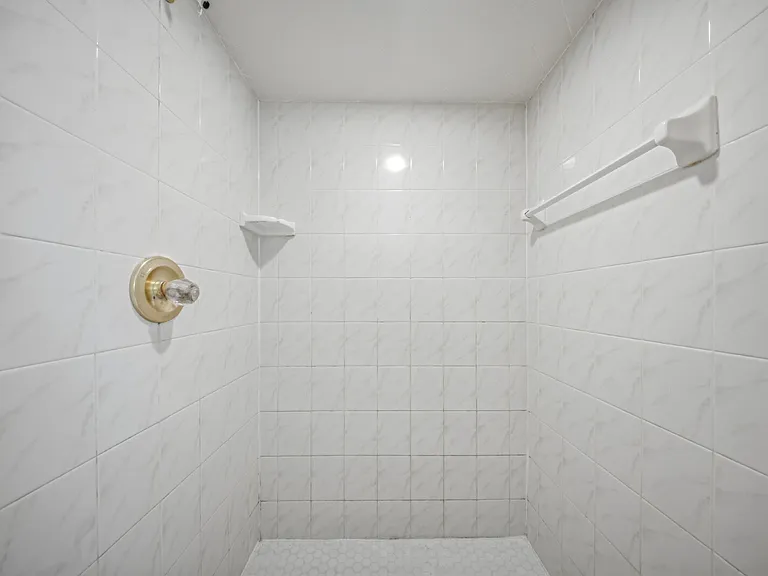 1535 Breamstone Rdg — Photo 38
