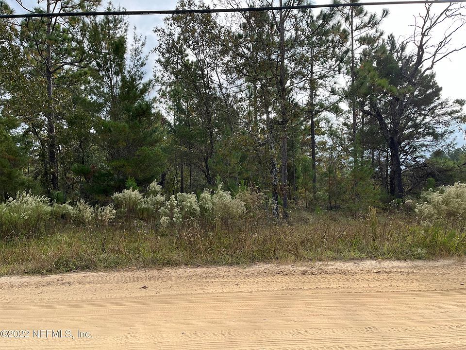 7589 Casa Grande Blvd Keystone Heights FL Zillow