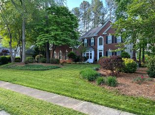 121 Lockerbie Ln, Mooresville, NC 28115