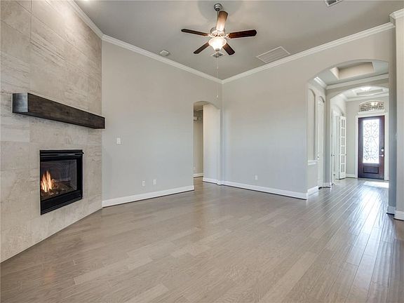 5th image of 10382 Omega Ln