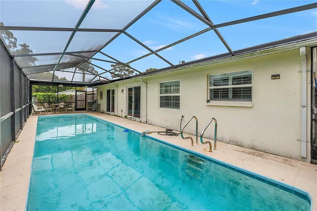 3 bed, 2.5 bath, 1316 sqft, $3,400 — Photo 4